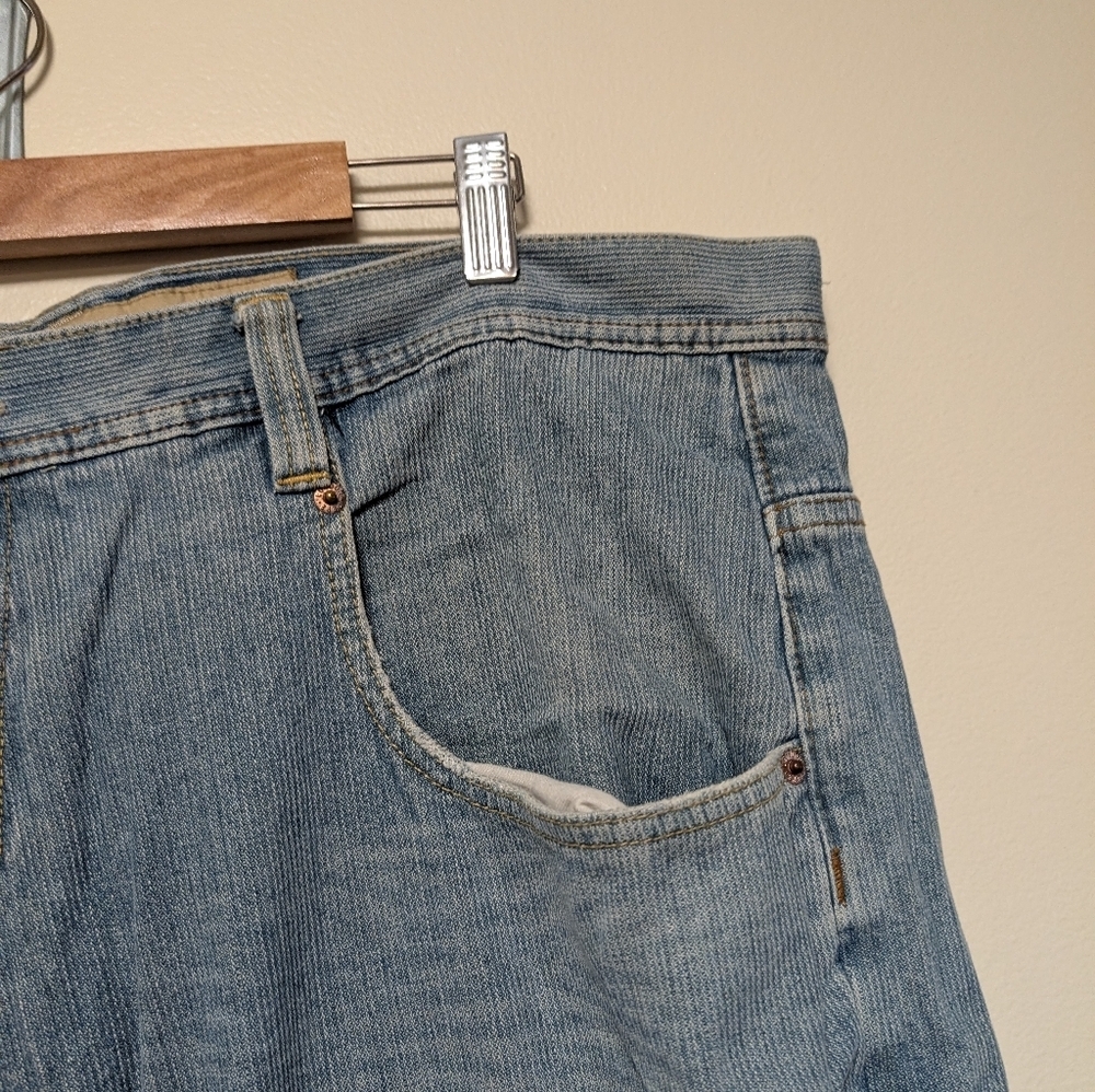 Pepe Jeans London Light Wash Relaxed Fit Denim Raw Hem Size 44 - Picture 7 of 16